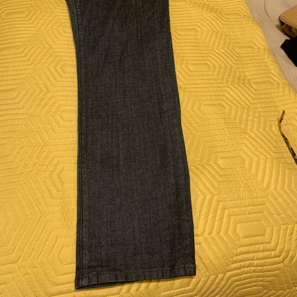 Cookie Johnson’s women’s jeans - Picture 9 of 11